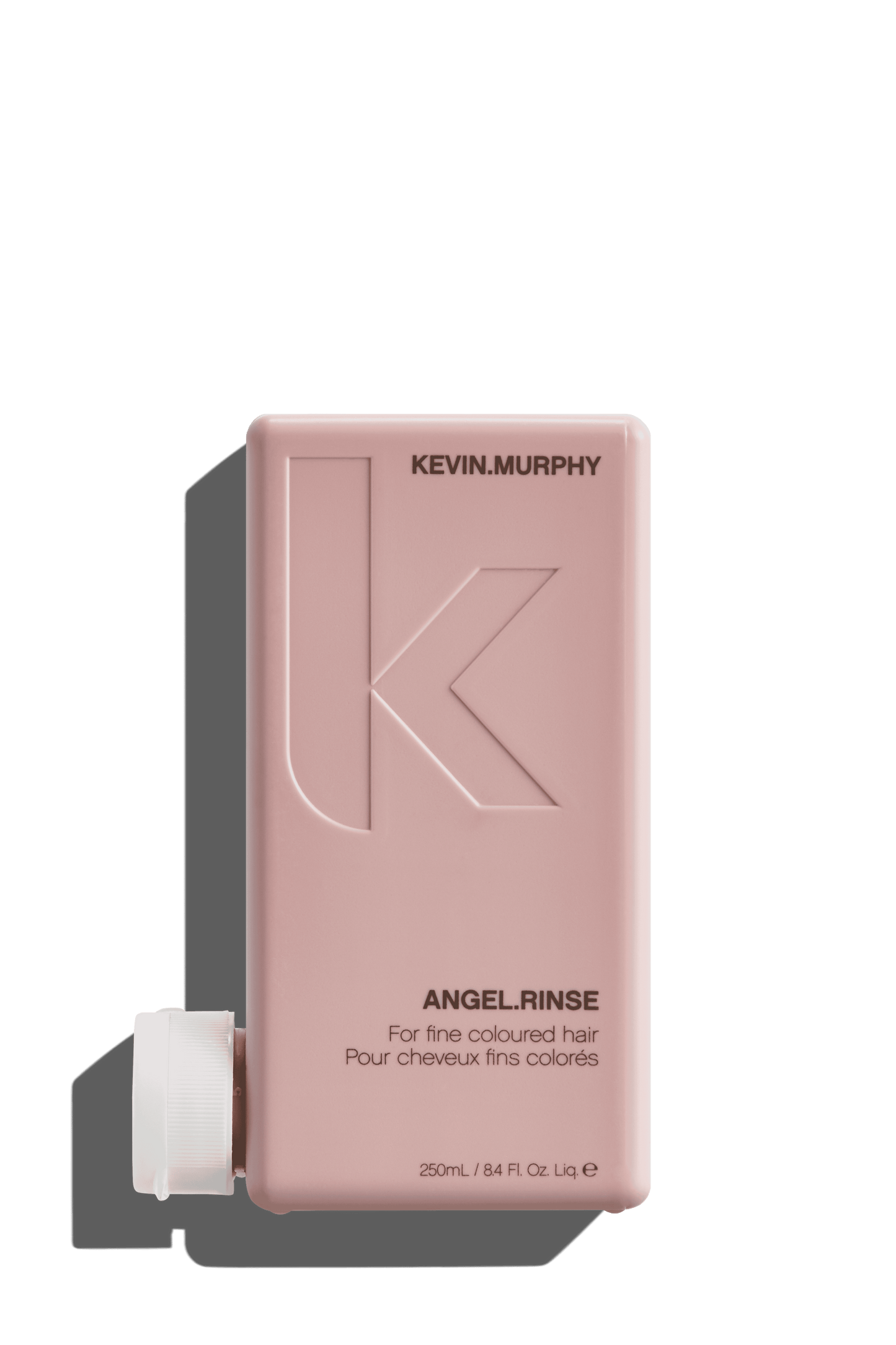 Gewichtloze volume conditioner die het haar helpt te hydrateren en te beschermen zonder het te verzwaren van Kevin Murphy.