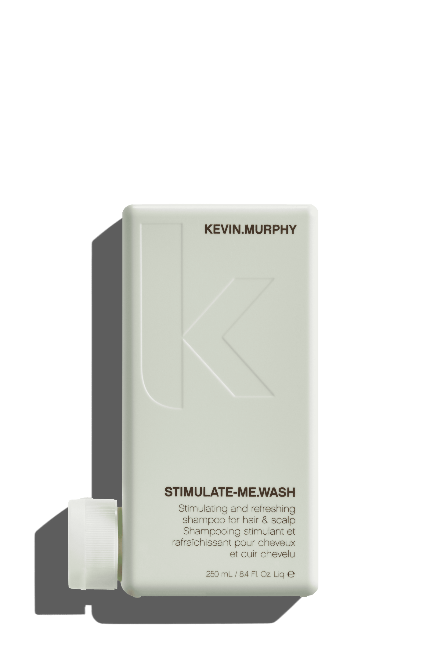 Deze fijne shampoo van KEVIN MURPHY is een Dagelijkse shampoo met Camphor Crystals, Bergamot en Black Pepper om het haar en de hoofdhuid te stimuleren.