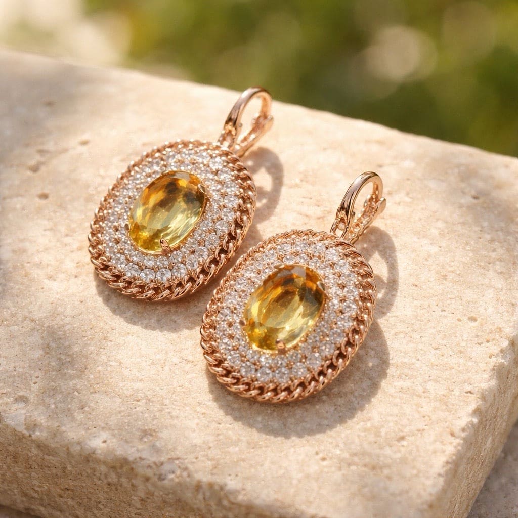 Luxe roségouden oorbellen met ovale gele kristal en transparante kristallen, veilige haaksluiting nikkelvrije en hypoallergene statement oorhangers voor dames
