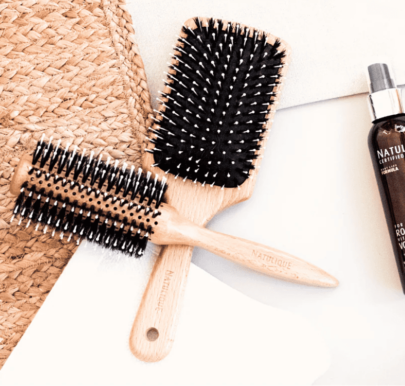 
                  
                    Natulique PADDLE BRUSH Haarverzorging - DAMICE Hair & Nails
                  
                