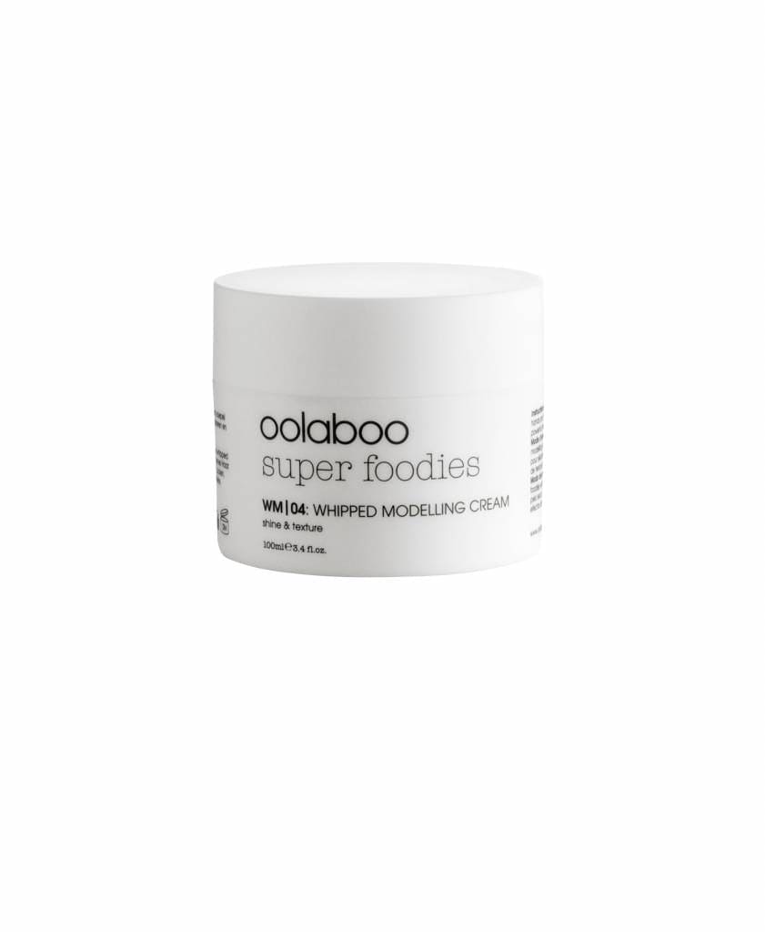 OOLABOO Whipped Modelling Cream detail - whipped textuur voor natuurlijke hold